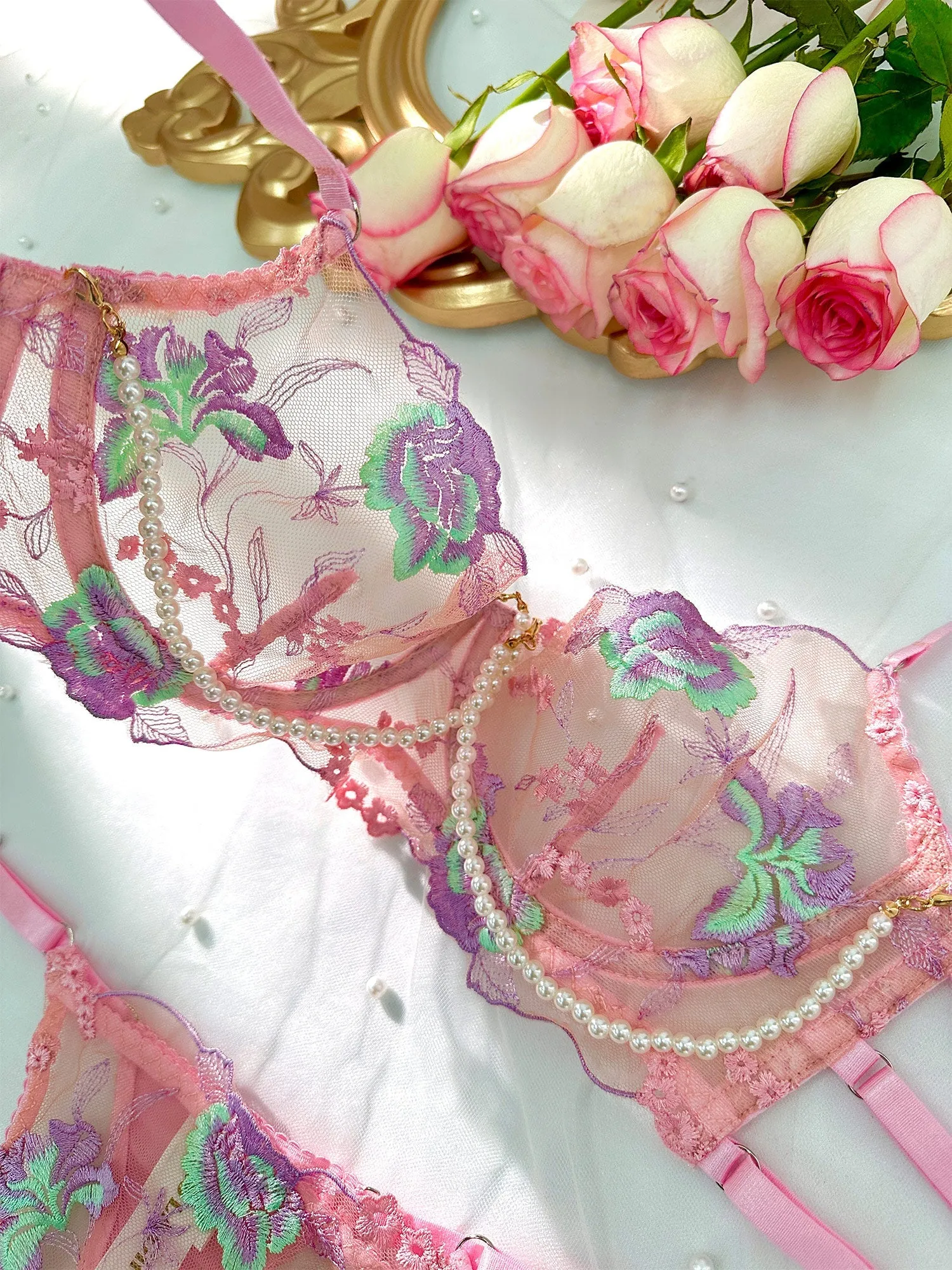Bloom Embroidered Pearl Chain Lingerie Set In Pink