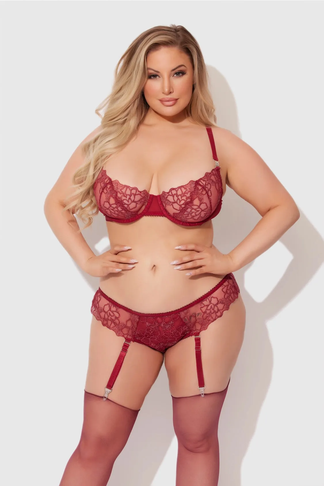 Eden Embroidered Lace Bra & Backless Hipster Set